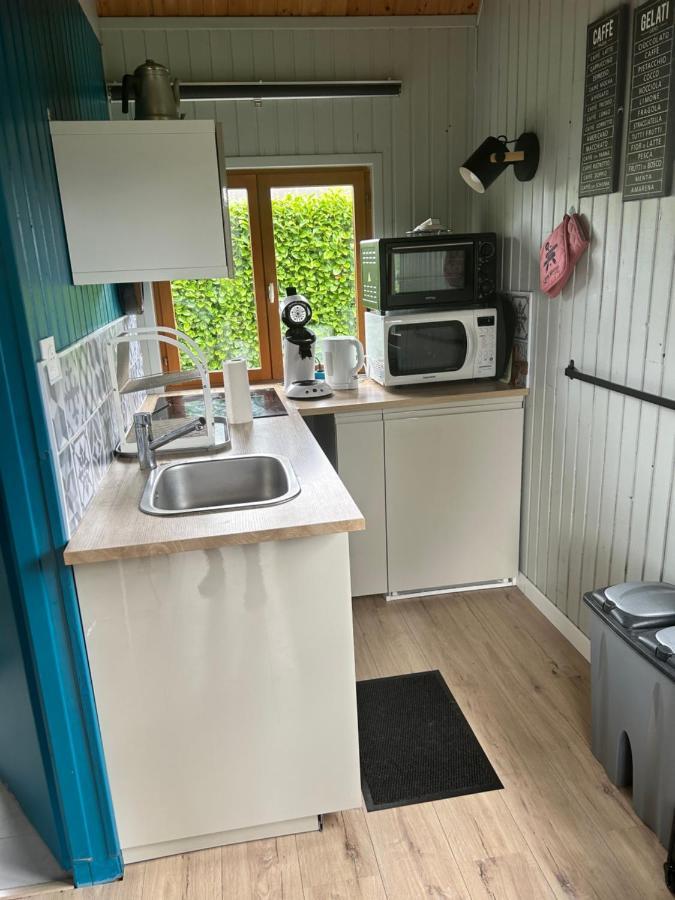 Gite Chalet Bleu Soleil Saint-Benoit-d'Hebertot Εξωτερικό φωτογραφία