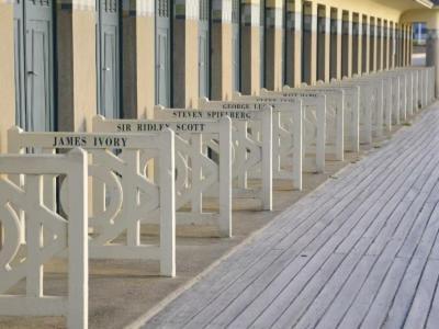 Gite Chalet Bleu Soleil Saint-Benoit-d'Hebertot Εξωτερικό φωτογραφία